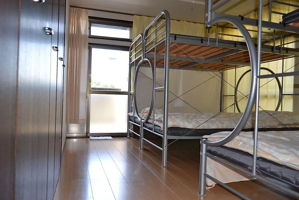 Guest House Hennka Kyoto Hostel