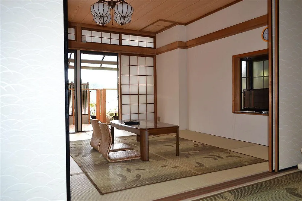 Guest House Hennka Kyoto