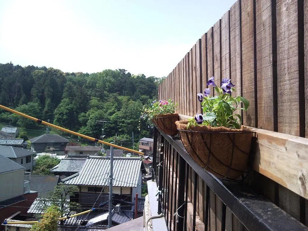 Guest House Hennka Kyoto Hostel